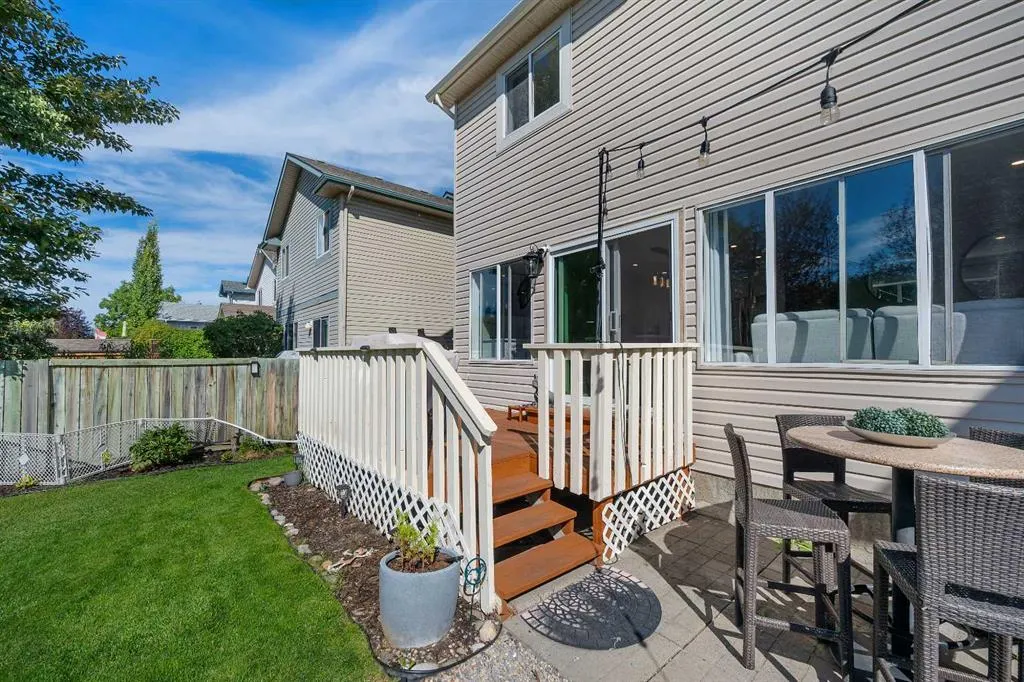 41 Cimarron Meadows Close