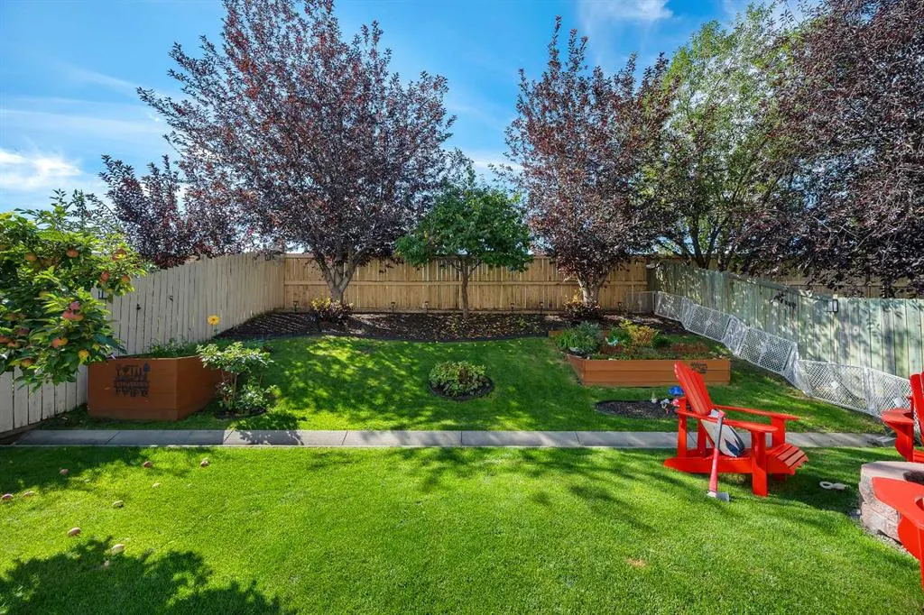 41 Cimarron Meadows Close