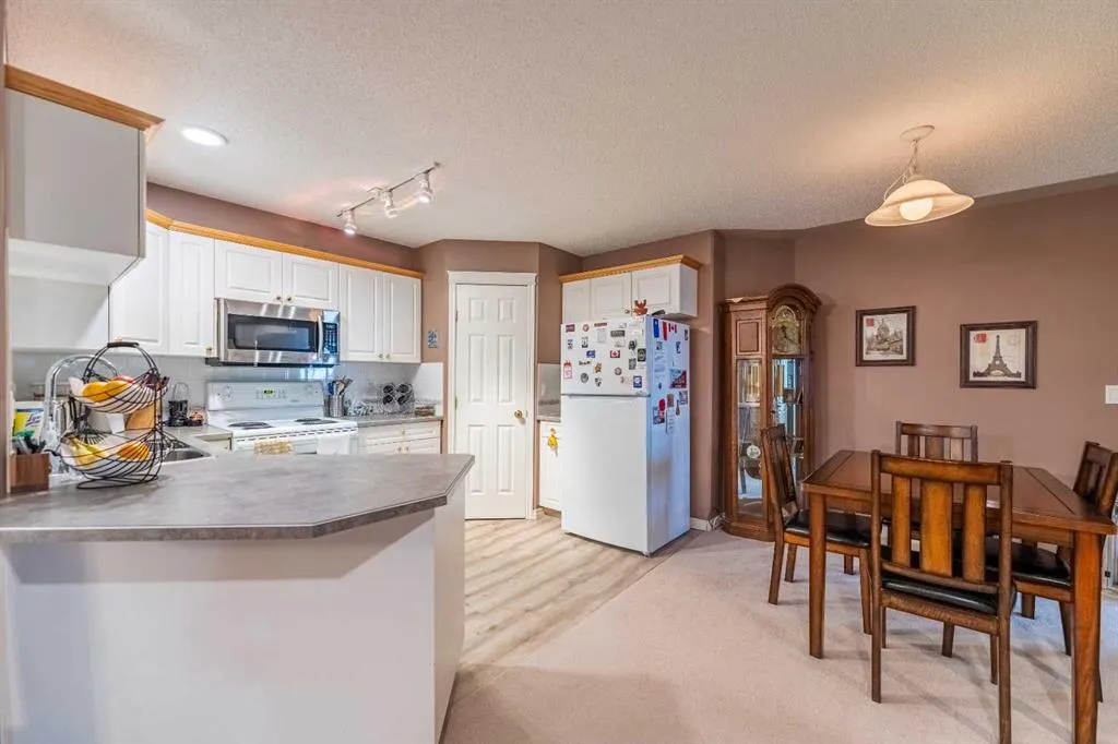 7451 Springbank Boulevard SW #2108