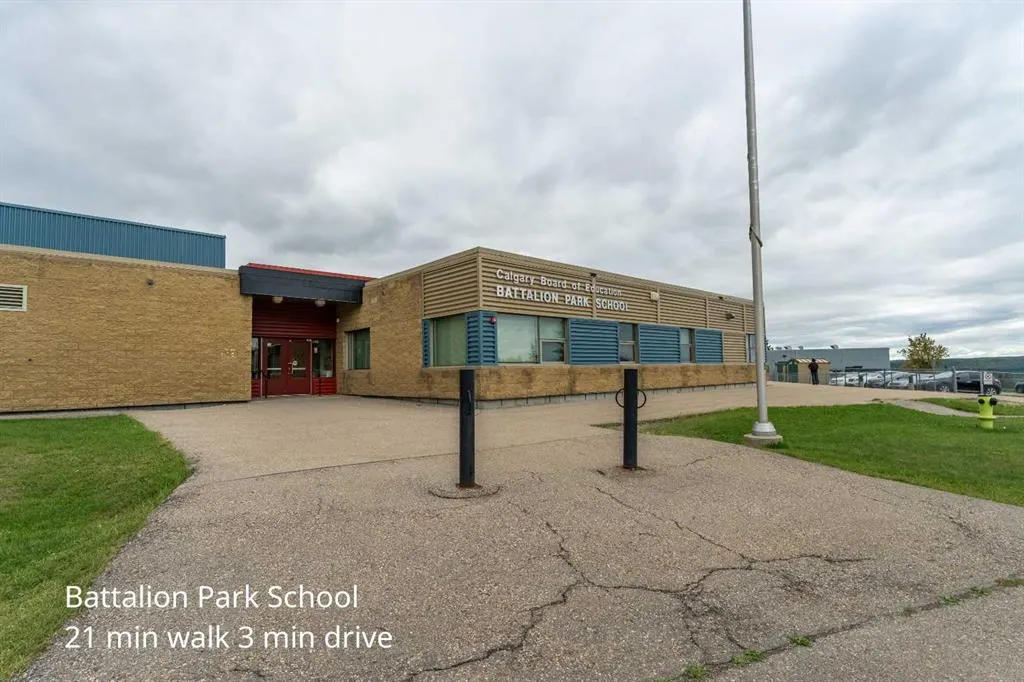 7451 Springbank Boulevard SW #2108