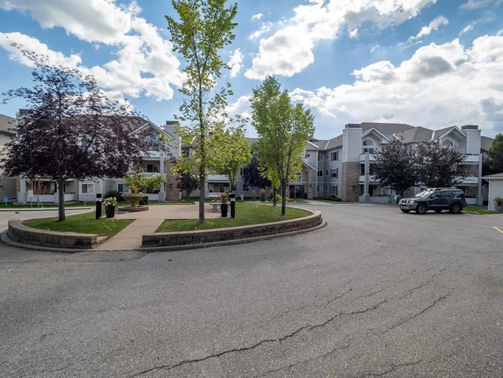 7451 Springbank Boulevard SW #2108