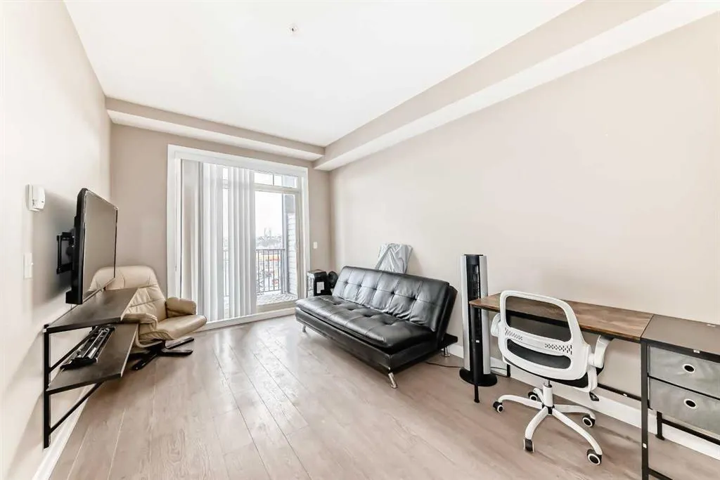 117 Copperpond Common SE #311