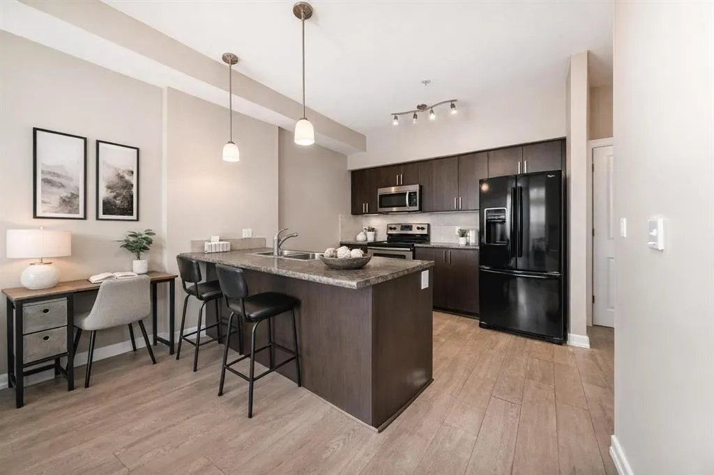 117 Copperpond Common SE #311