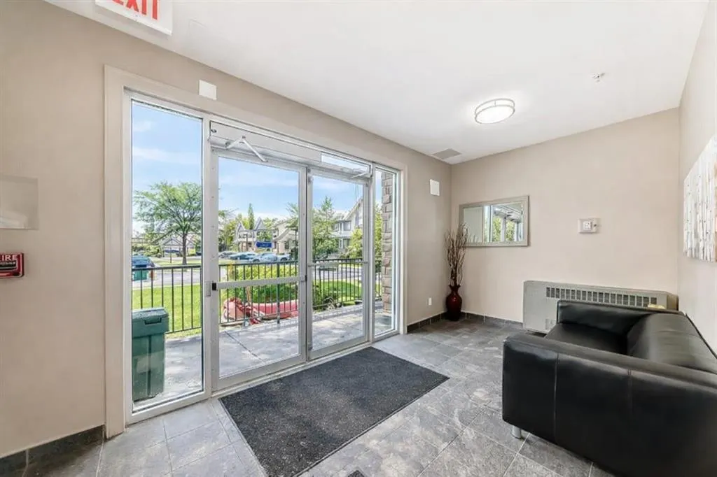 117 Copperpond Common SE #311