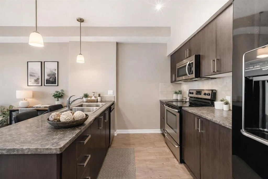 117 Copperpond Common SE #311