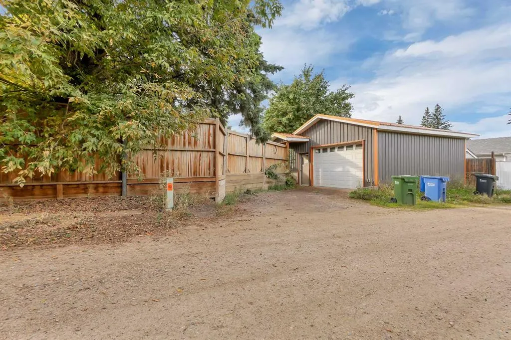 70 Sherwood Crescent