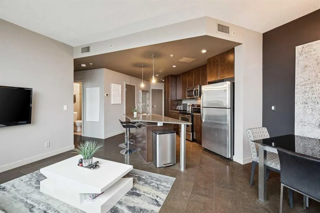 220 12 Avenue SE #1105