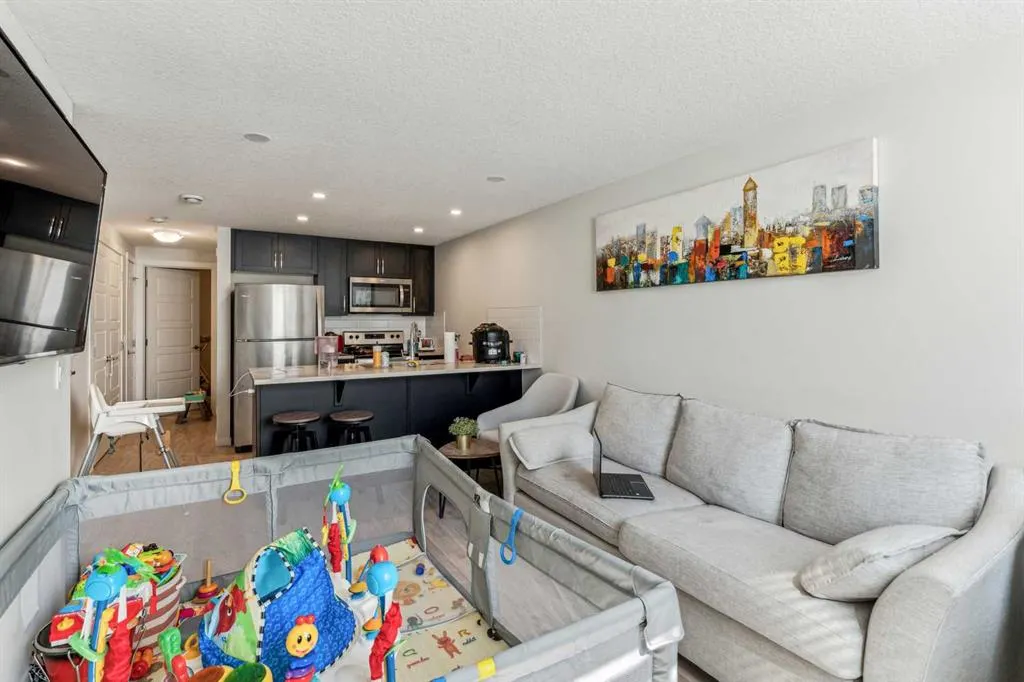 260 Rowley Way NW #312