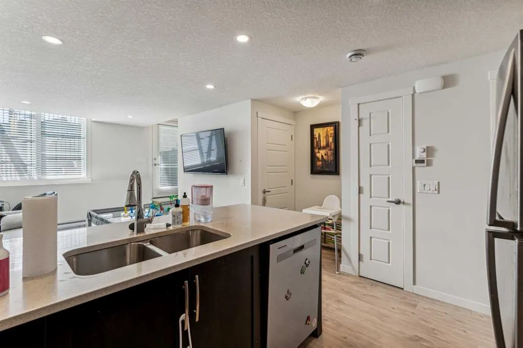 260 Rowley Way NW #312
