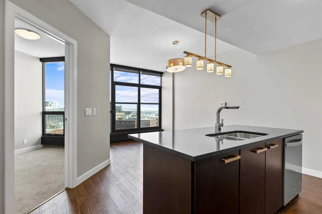 225 11 Avenue SE #804