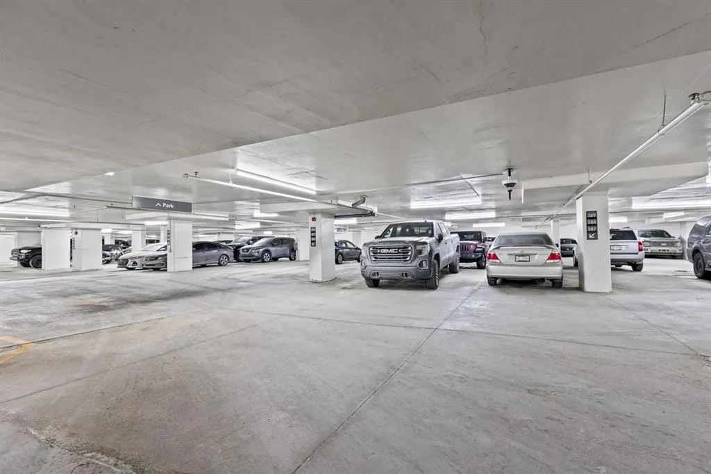 225 11 Avenue SE #804