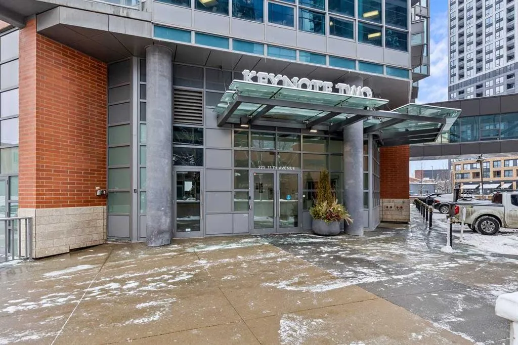 225 11 Avenue SE #804