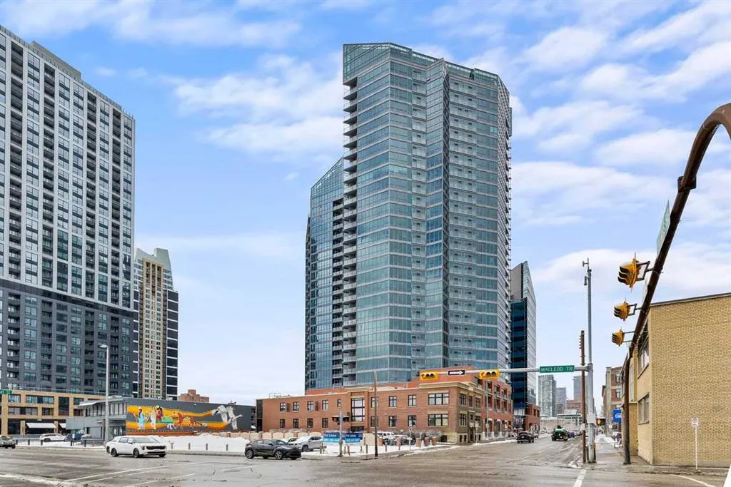 225 11 Avenue SE #804