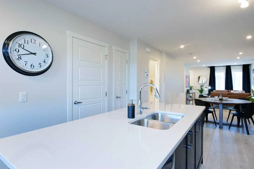 63 Belmont Passage SE #109