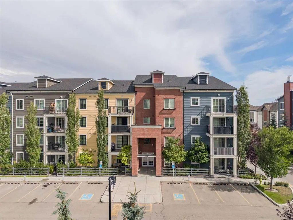 99 Copperstone Park SE #1304