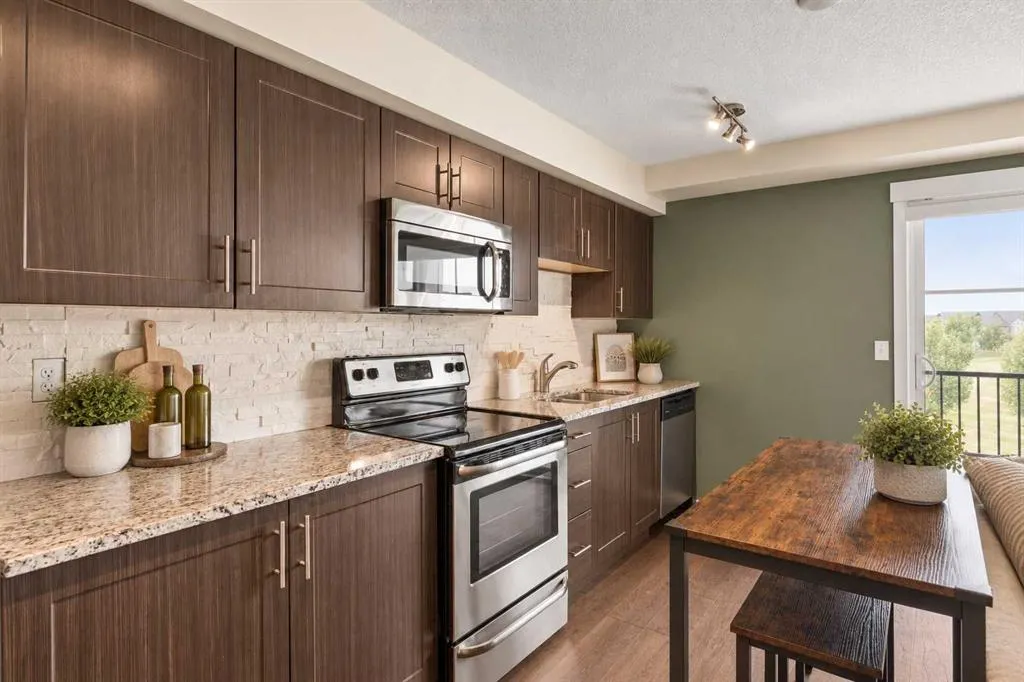 99 Copperstone Park SE #1304