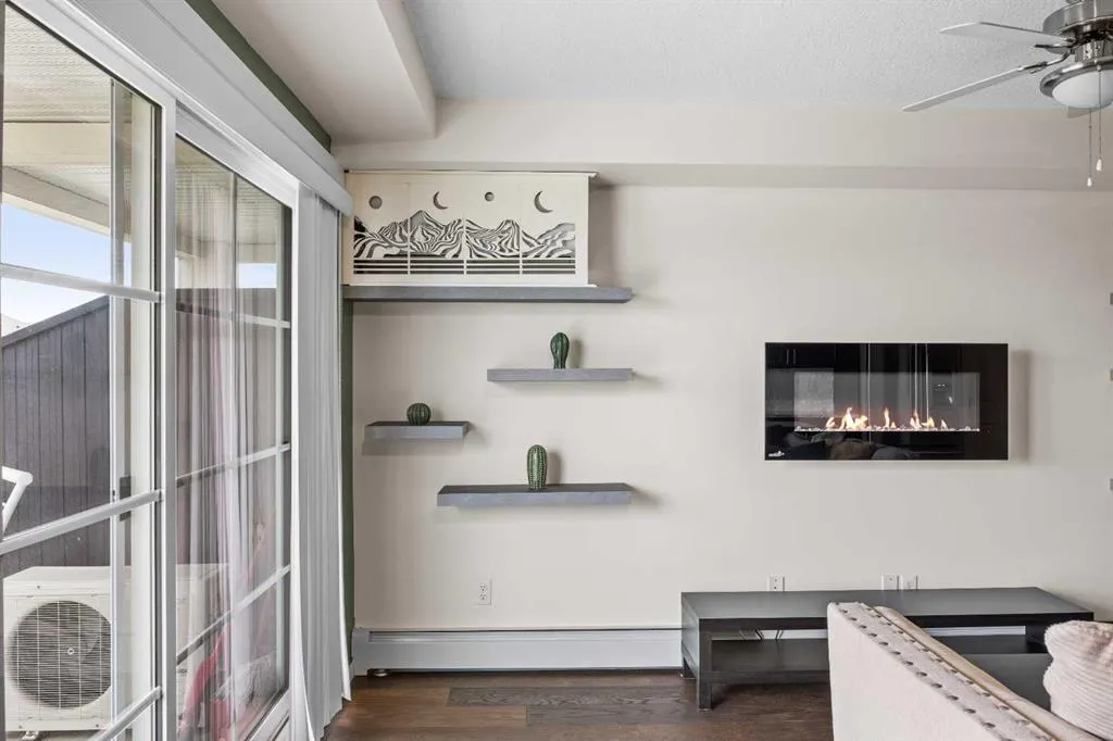 99 Copperstone Park SE #1304