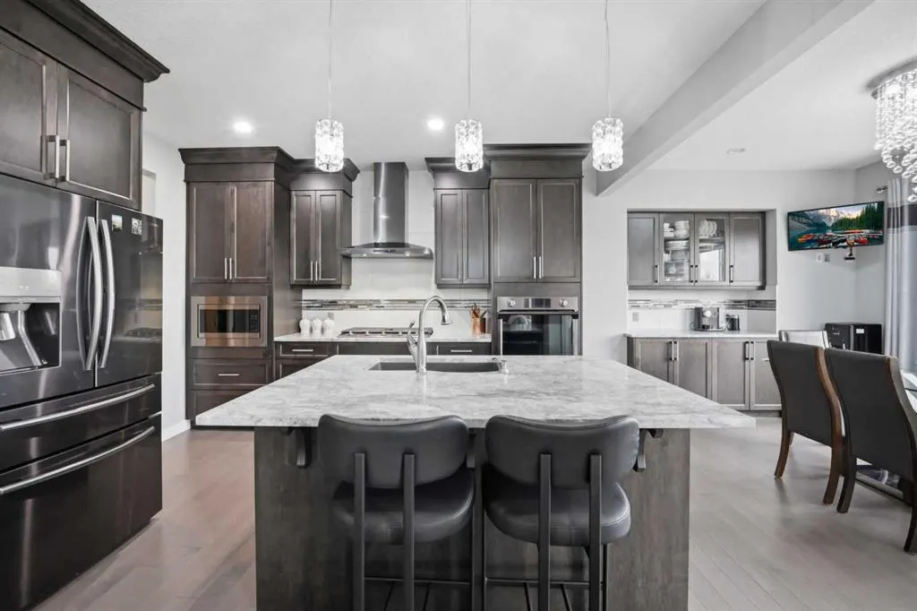288 Corner Meadows Manor NE