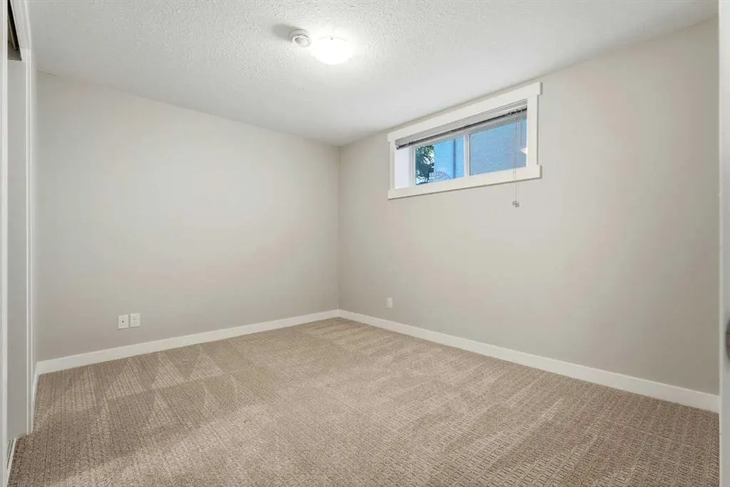 63 Hillview Road