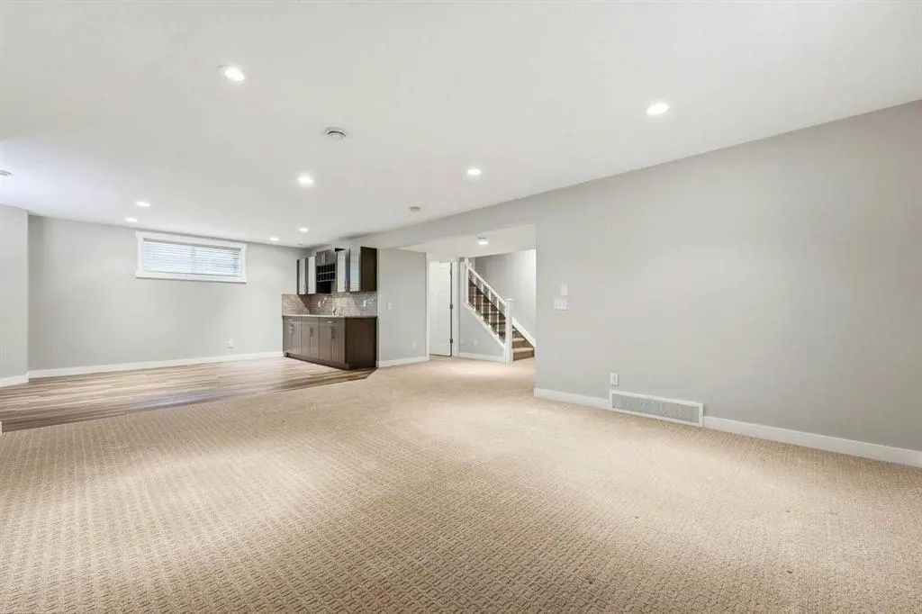 63 Hillview Road