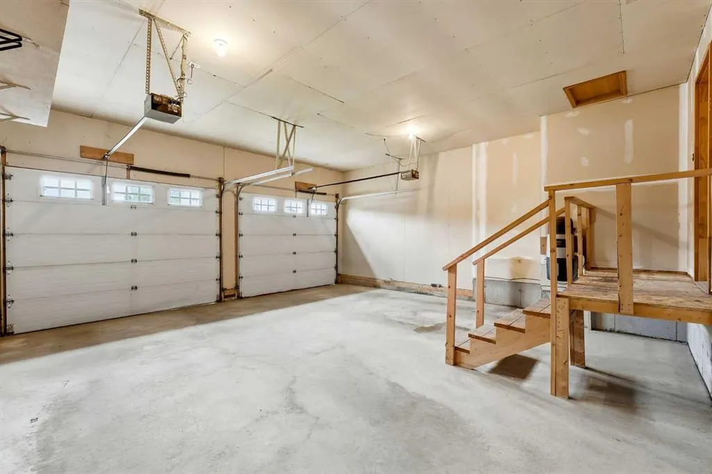 63 Hillview Road