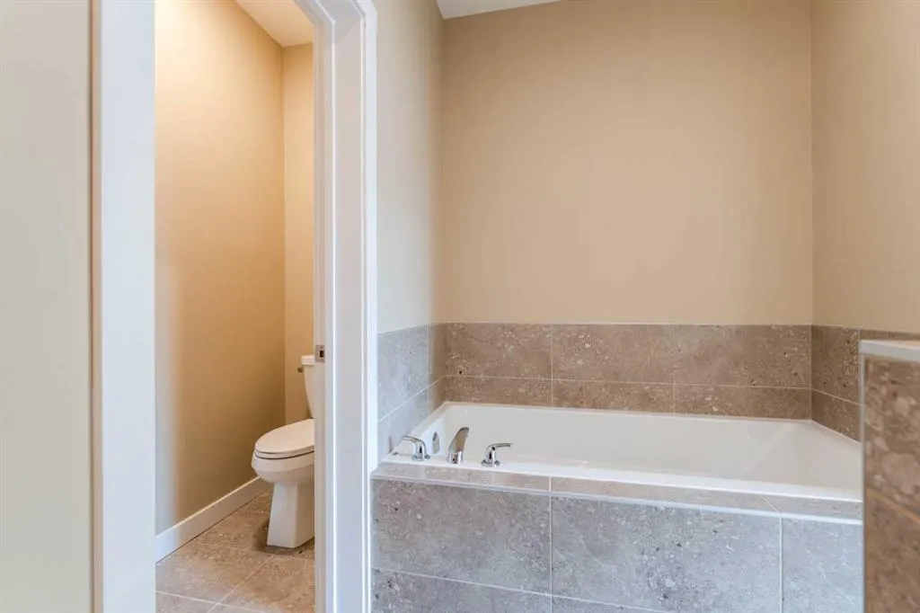 131 Waterford Manor
