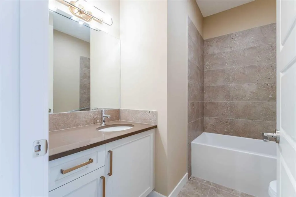 131 Waterford Manor