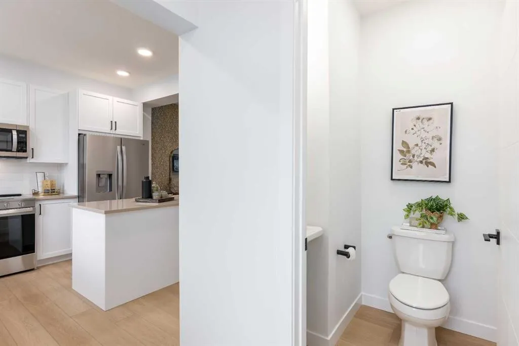 30 Rochester View NW #303