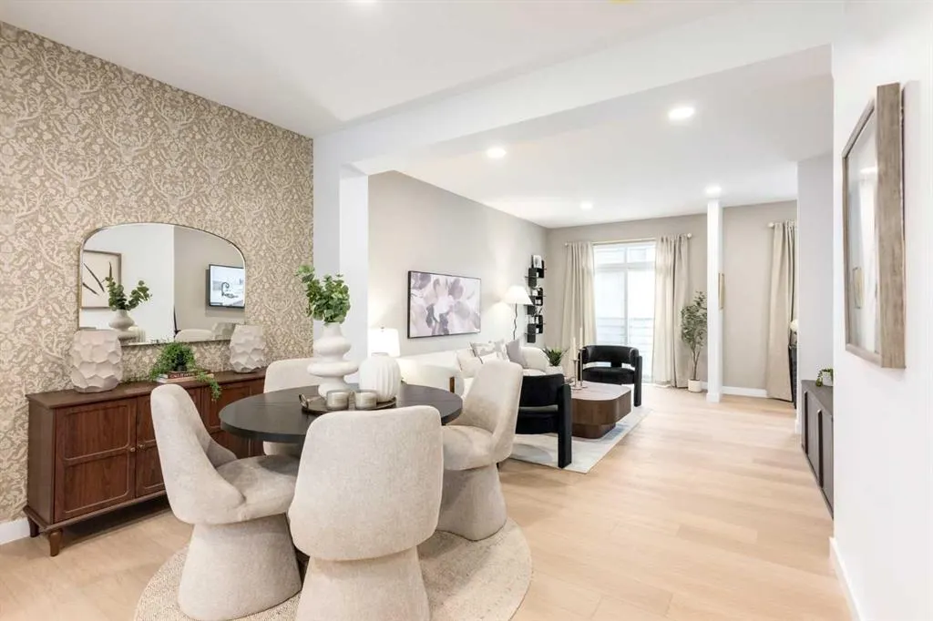 30 Rochester View NW #303