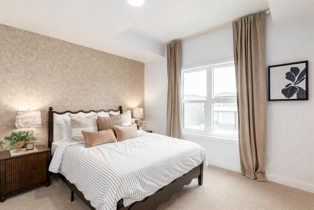30 Rochester View NW #303
