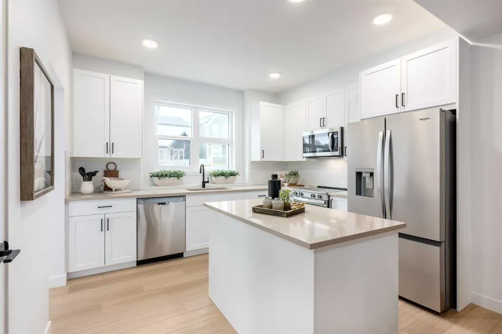 30 Rochester View NW #303