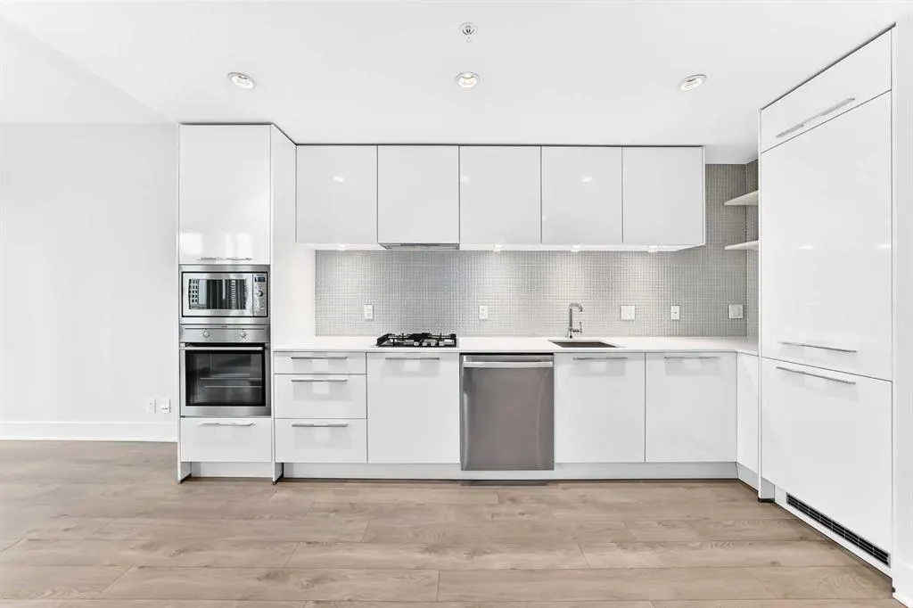 901 10 Avenue SW #1607