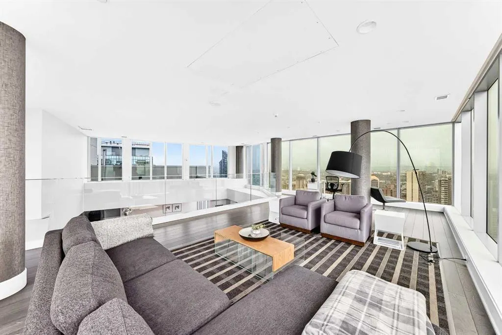 901 10 Avenue SW #1607