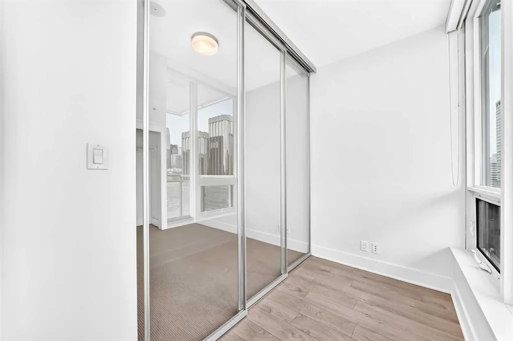 901 10 Avenue SW #1607