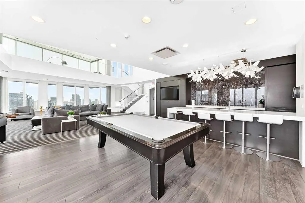 901 10 Avenue SW #1607