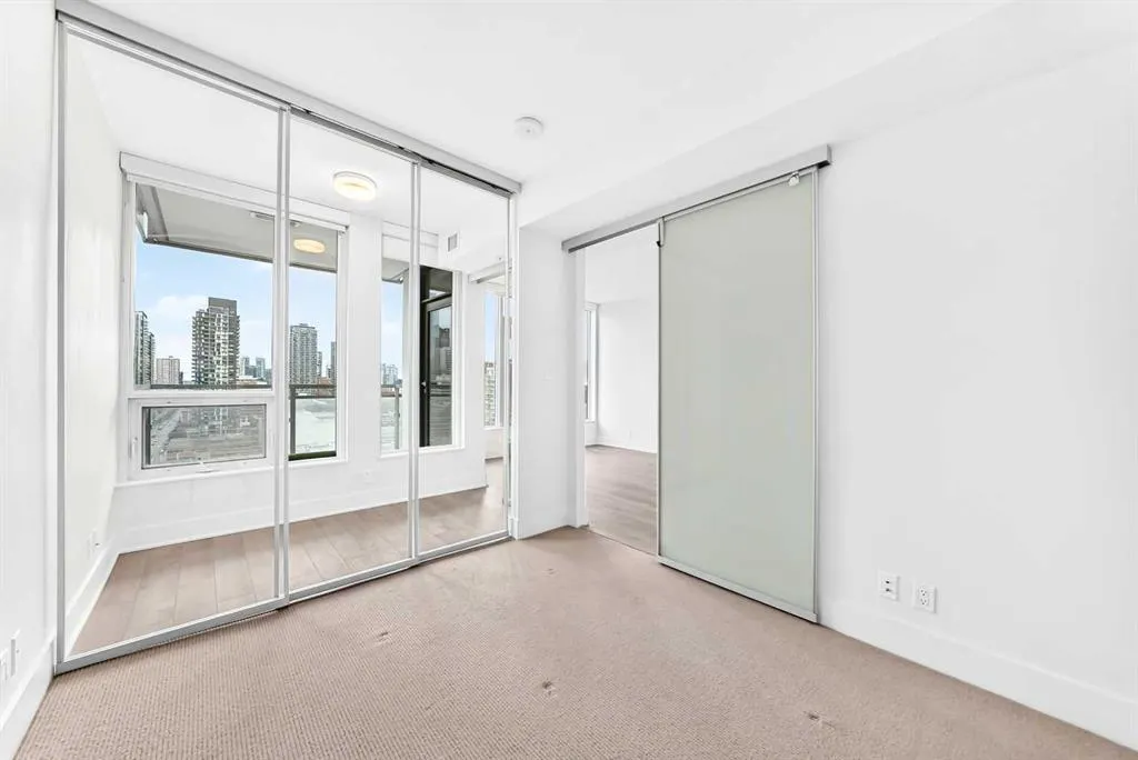 901 10 Avenue SW #1607