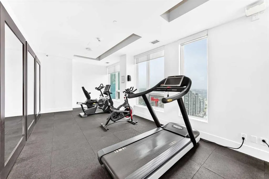 901 10 Avenue SW #1607