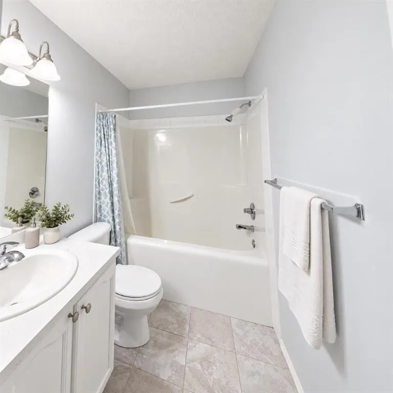 308 Toscana Gardens NW