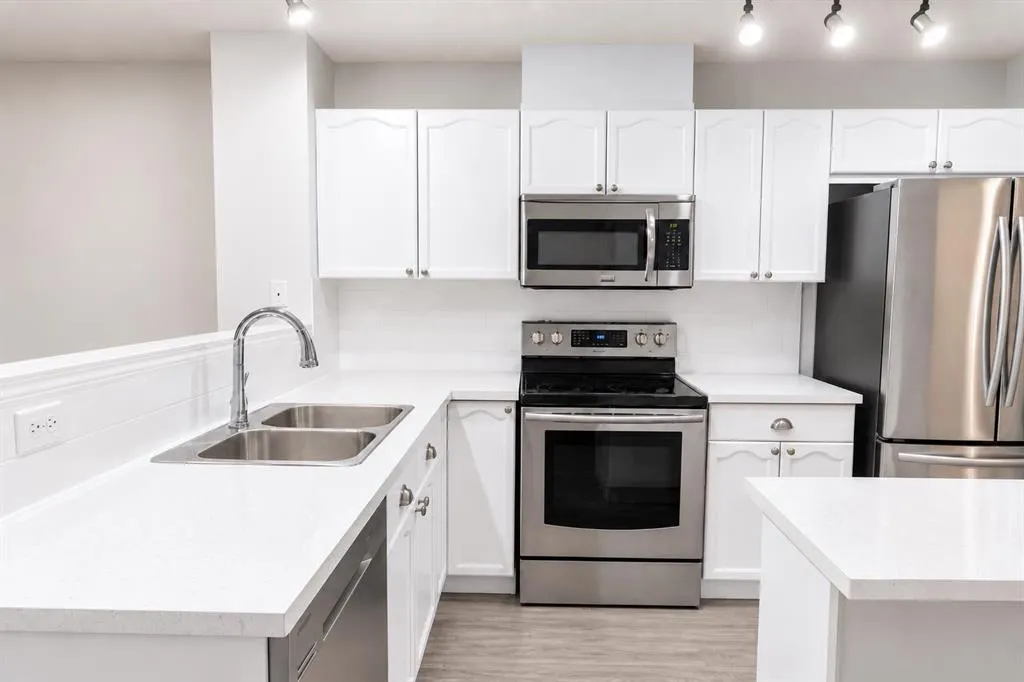 308 Toscana Gardens NW