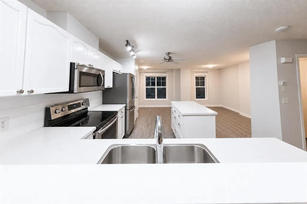 308 Toscana Gardens NW