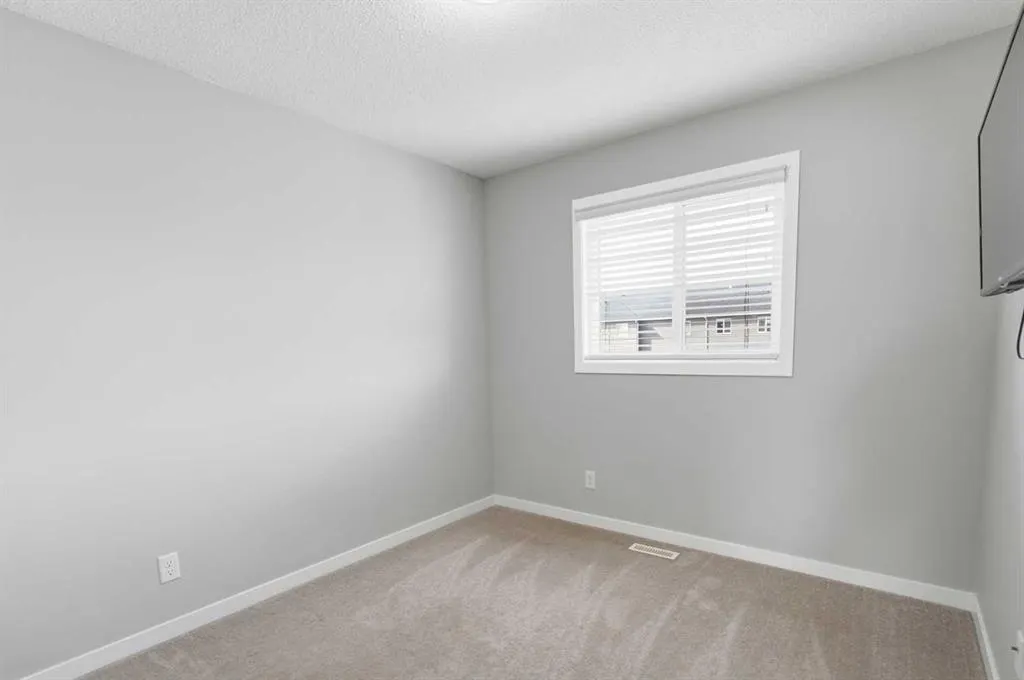 95 Corner Meadows Villas NE