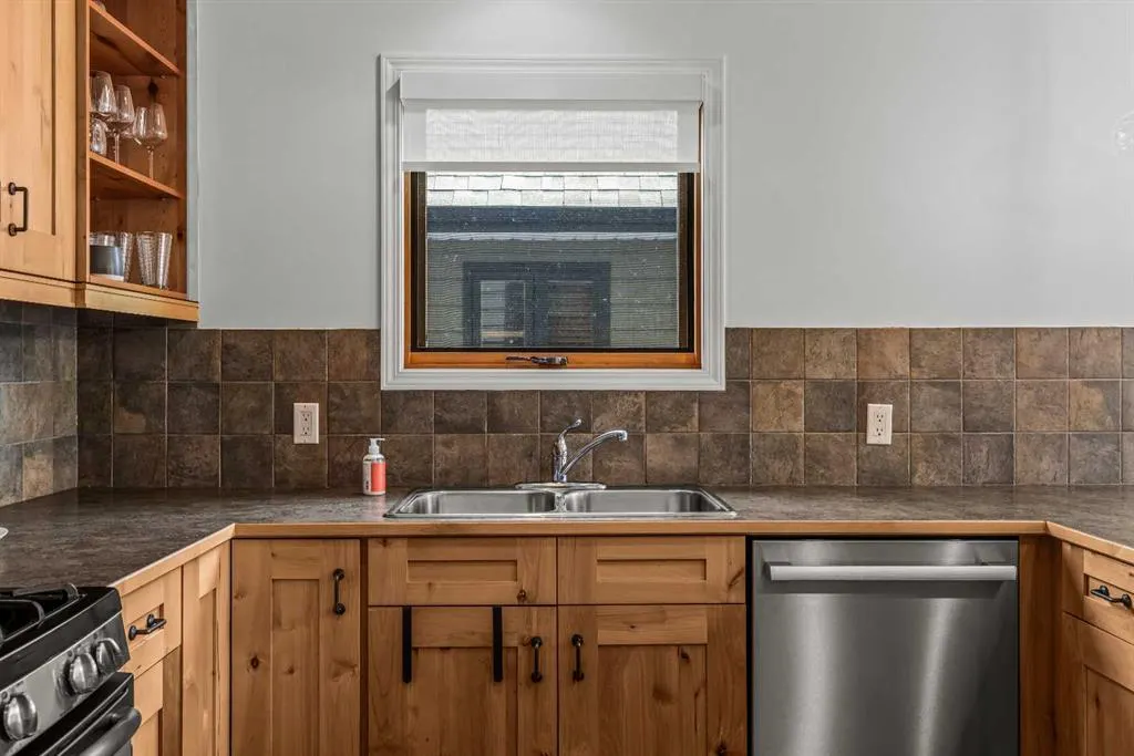 822 5 Street #4