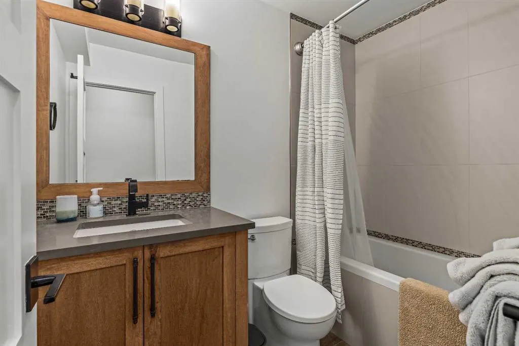 822 5 Street #4