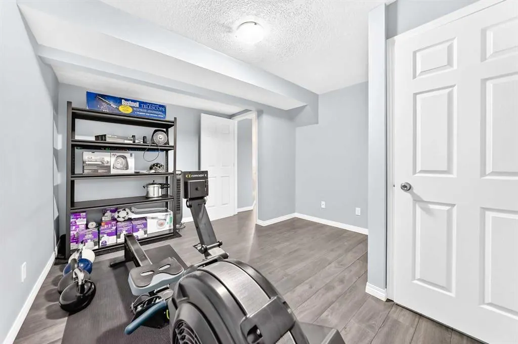 14 Bayside Park SW