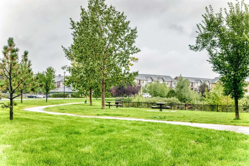 14 Bayside Park SW