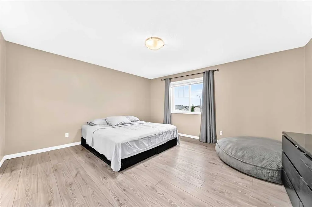 14 Bayside Park SW