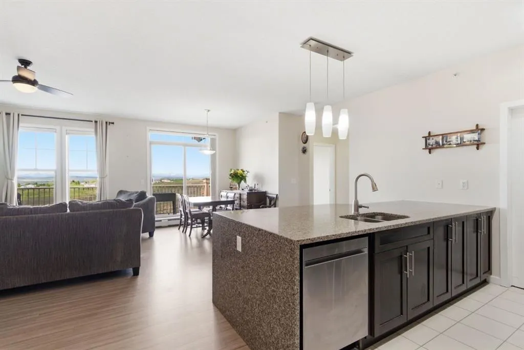207 Sunset Drive #408
