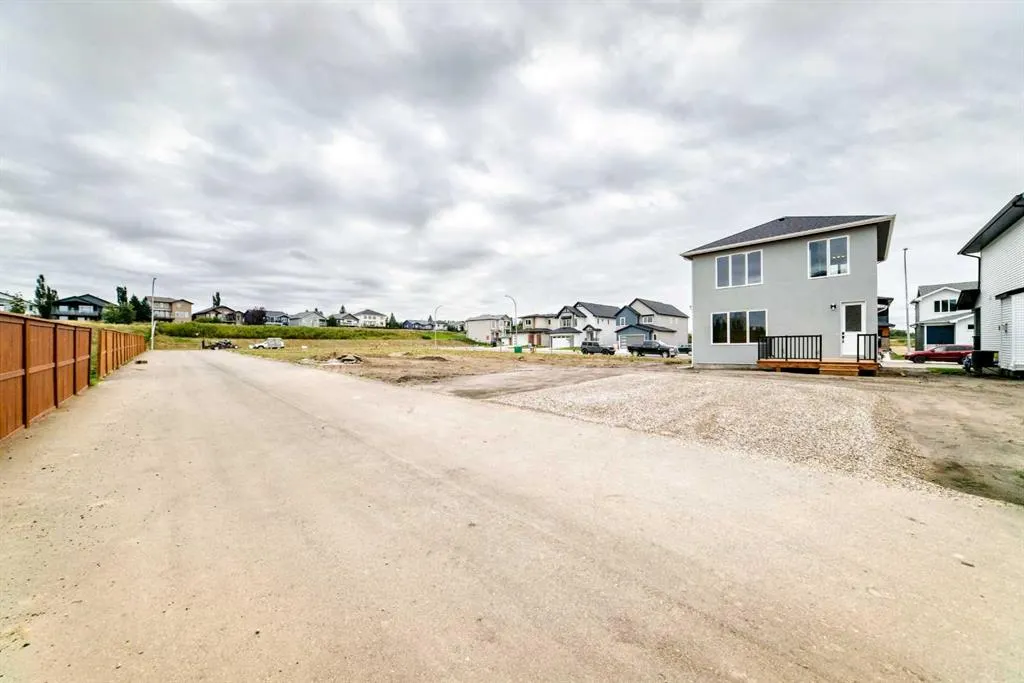 20 Lakewood Way