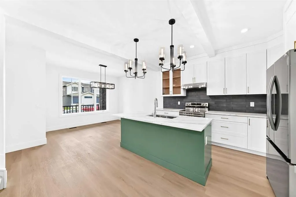 20 Lakewood Way