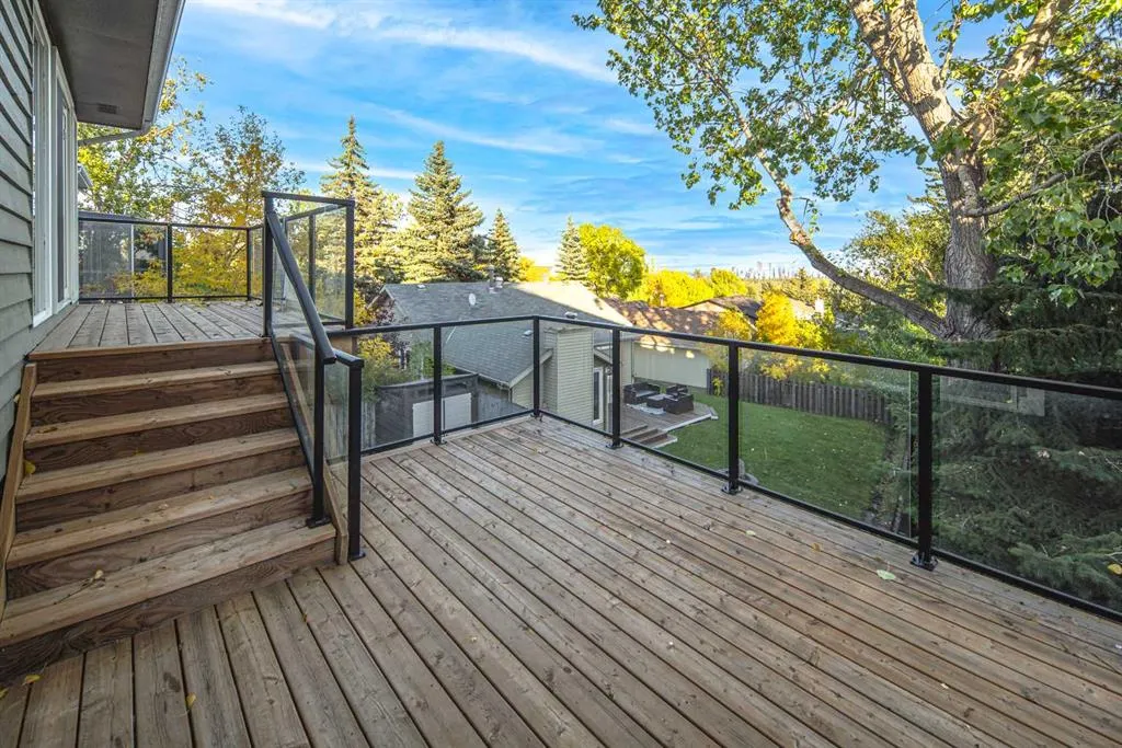 44 Stradwick Way SW
